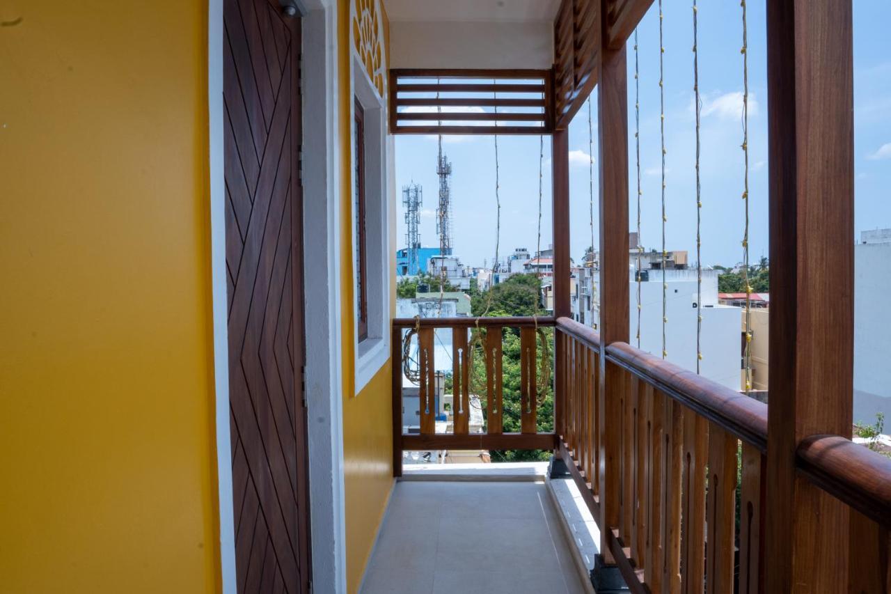 Le Suresh Guest House Pondicherry Bagian luar foto