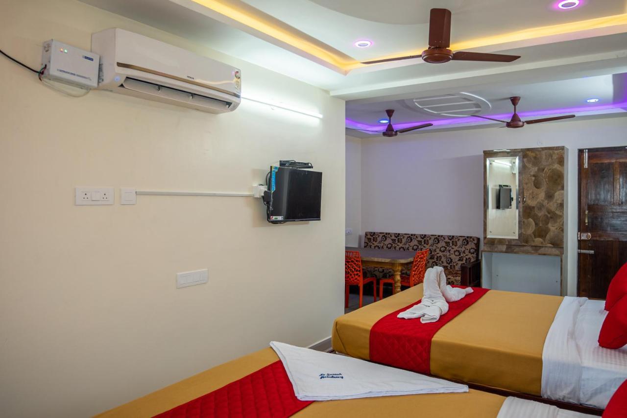 Le Suresh Guest House Pondicherry Bagian luar foto